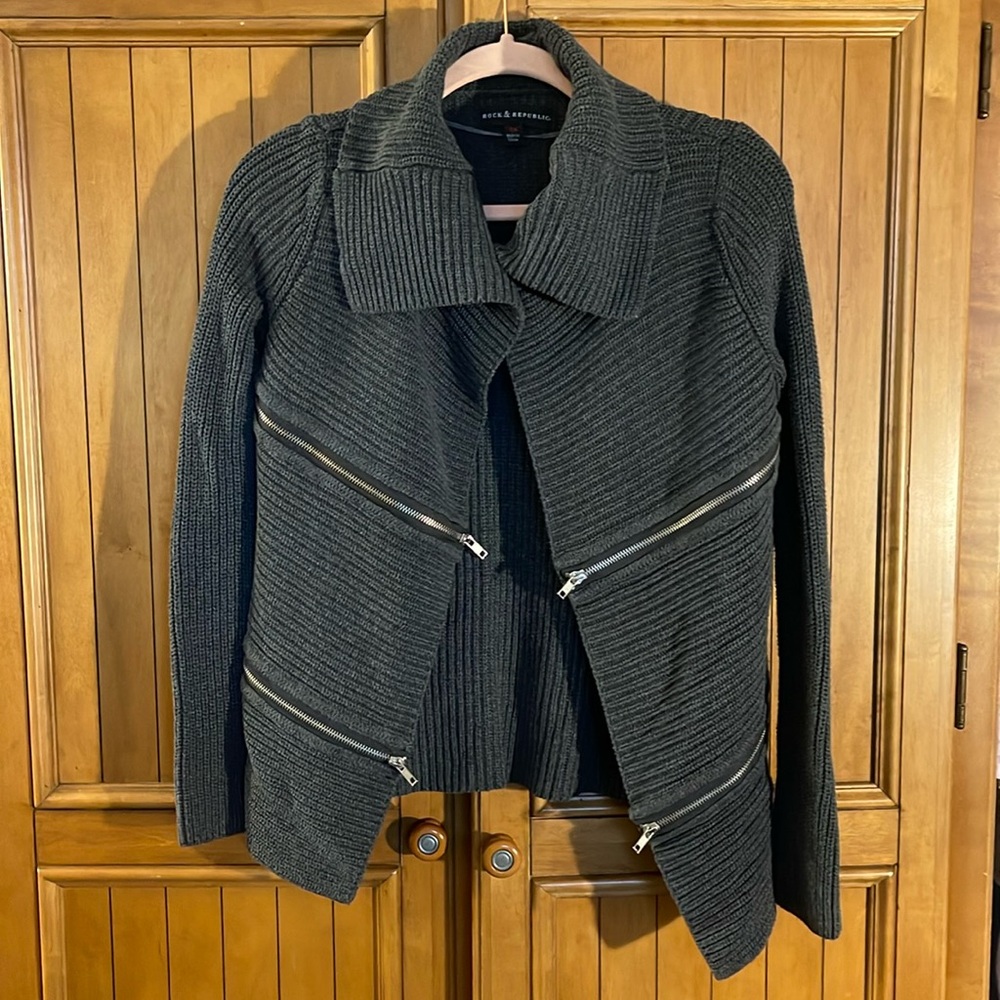 Gray Rock & Republic Cardigan with Zipper Details